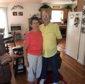 Meet your Posher, Lois